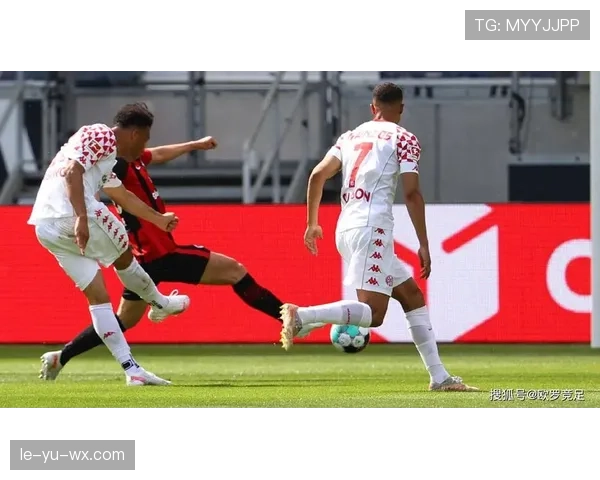 多特蒙德俱乐部宣布全新战术调整,全力冲刺新赛季联赛冠军 多特蒙德俱乐部宣布全新战术调整,全力冲刺新赛季联赛冠军