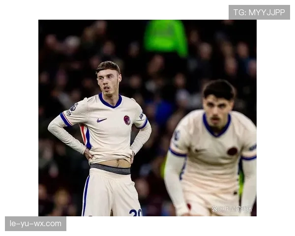 伯恩茅斯门将内托神勇扑救助球队稳扎稳打提升状态