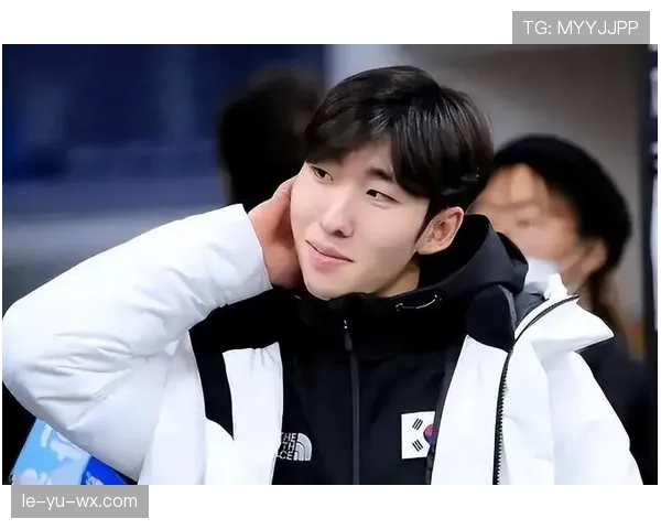 林孝埈训练完直接拎爱马仕去吃米其林，这日子谁懂啊